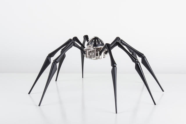 [產品設計]蜘蛛造型機械時鐘