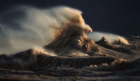 [視覺傳達]加拿大巨浪攝影集