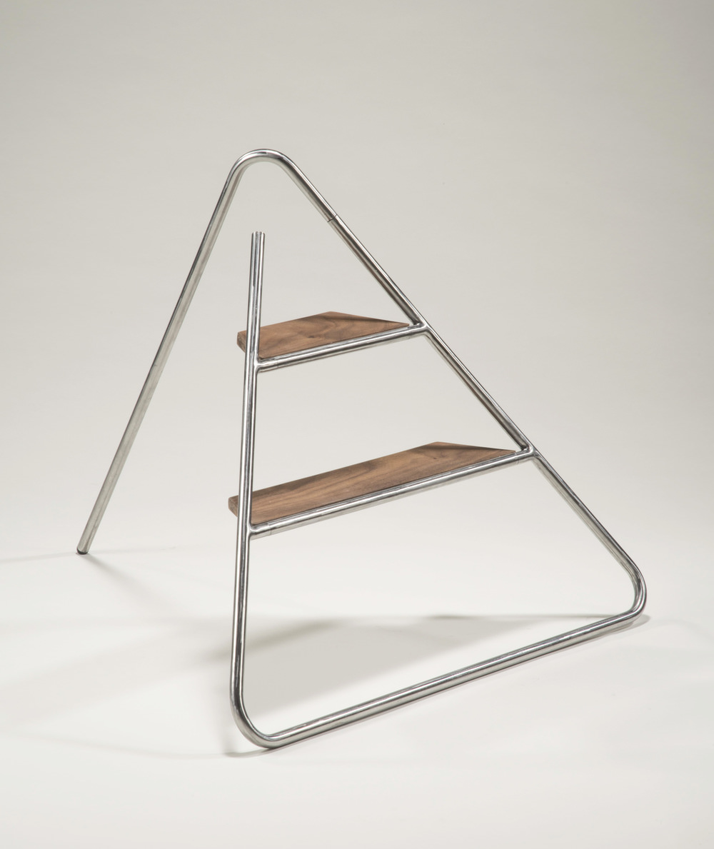[家具設計]三角鐵腳踏折凳