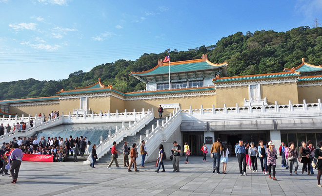 [台北旅遊]國立故宮博物院#翠玉白菜/肉形石/集瓊藻象牙球必看藝術品 - Funtory設計生活